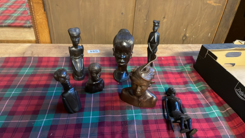 BOX WOODEN CARVED FIGURES