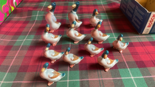 BOX 12 BESWICK DUCKS