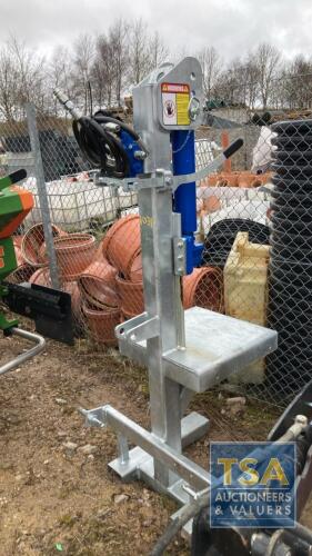 SULLIVANS LOG SPLITTER