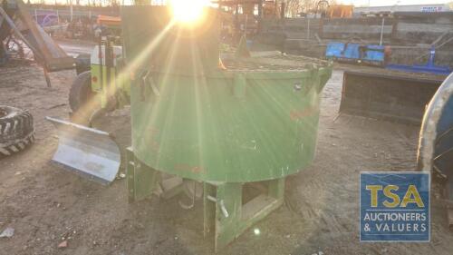 PAN CEMENT MIXER