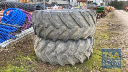 2 X REAR TYRE 710/70 R42
