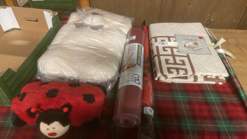 BOX- 2 SOFT TOYS BEDSPREAD YOGA MAT & BROLLEY