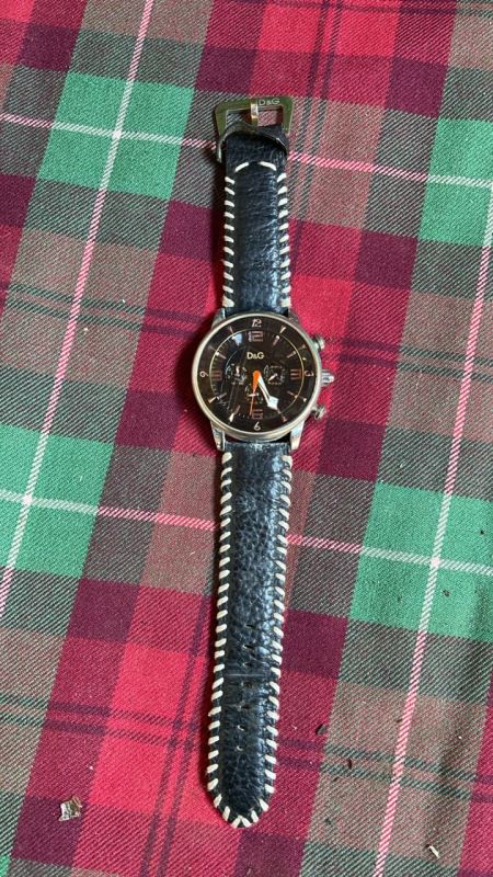 D & G GENTS WATCH