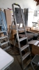 STEP LADDER & SMALL STEP