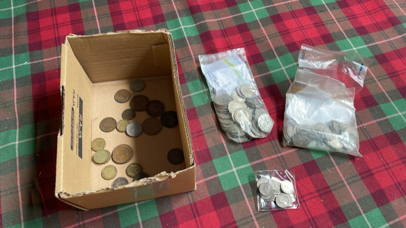 BOX ASSORTED BRITISH COINS