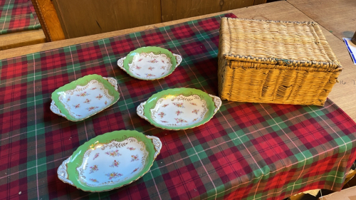 BASKET COALPORT DESSERT DISHES