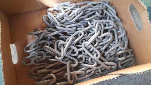 BOX OF CHAIN