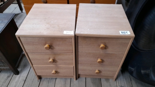 2 BEDSIDE CABINETS