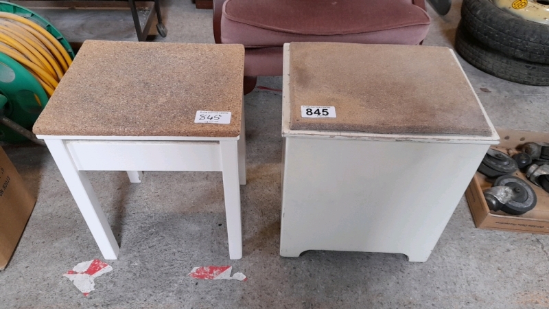 2 BATHROOM STOOLS