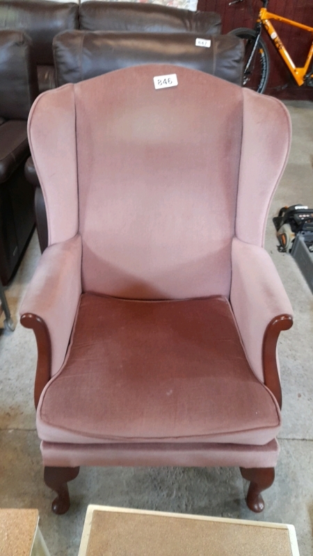 WING BACKED CHAIR