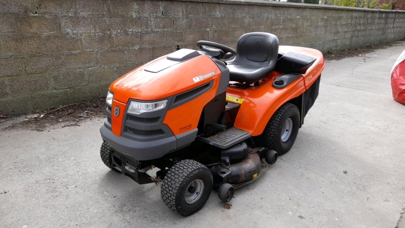 HUSQVARNA CTH180 TWIN RIDE ON MOWER-KEYS IN OFFICE