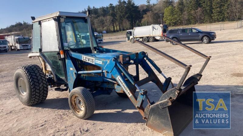 Ford 2120 - 0cc 2 Door Tractor