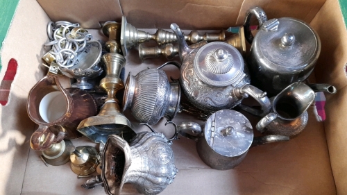 BOX BRASS & METAL WARE