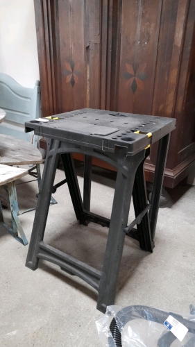 WORK BENCH