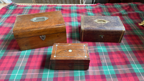 3 BOXES