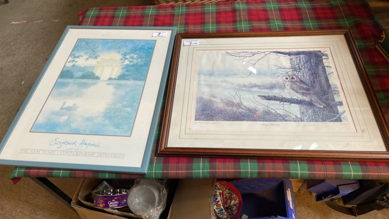 2 PICTURES