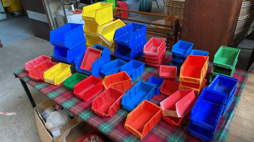 PLASTIC STORAGE BINS