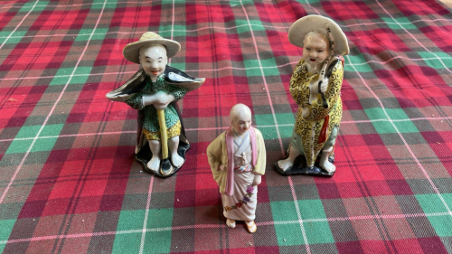 3 ORIENTAL FIGURES