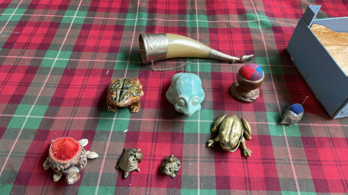 BOX FROGS, HORN ETC