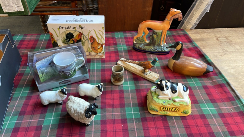 BOX ANIMAL DISHES ETC
