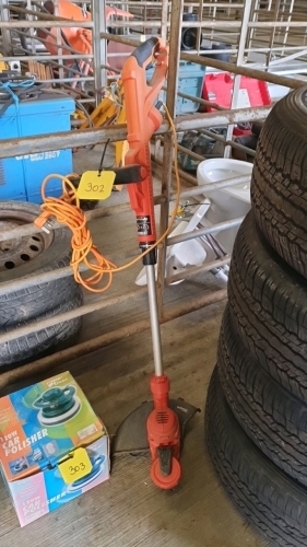 Black & Decker electric strimmer