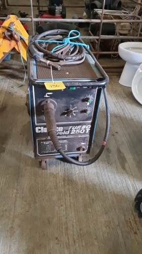 Clarke Mig Welder Turbo weld 250T 230v in working