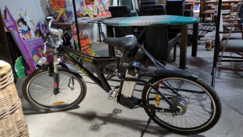 PRO RIDER E VOYAGER ELECTRIC BIKE-KEY & CABLE IN OFFICE 
