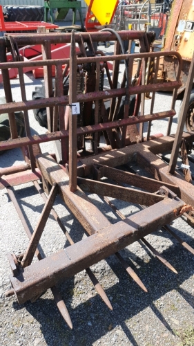 Heavy duty bale spike made from box section
