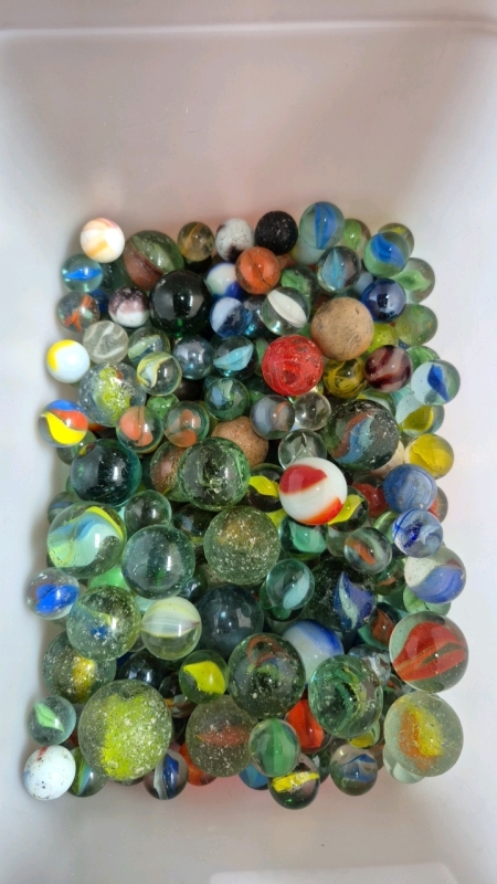 BOX MARBLES
