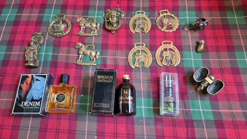 BOX BRASSWARE & AFTER SHAVE