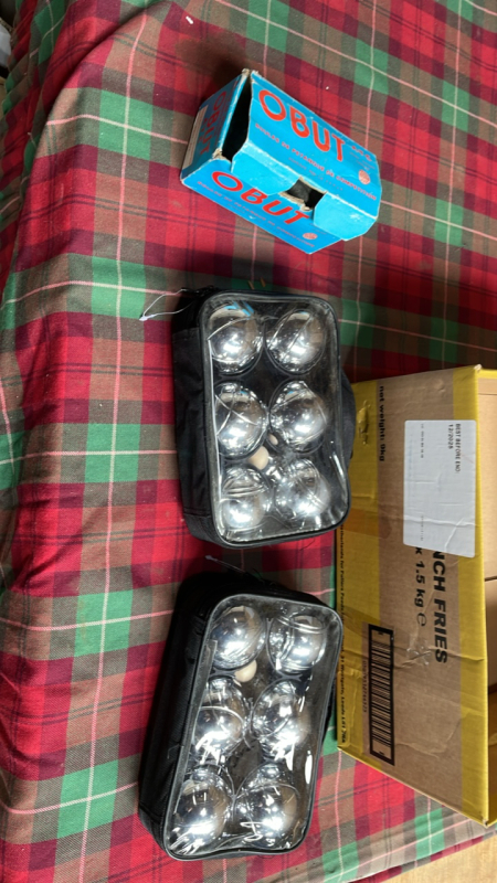 BOX PETANQUE / BOULES