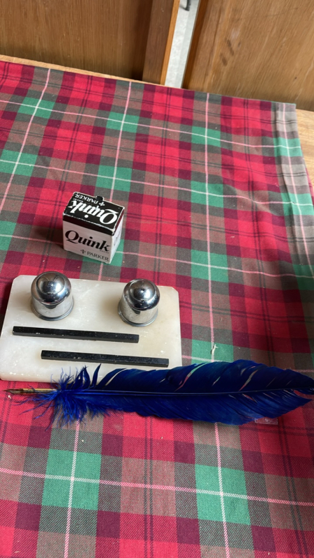 BOX -INK DESK SET & QUILL