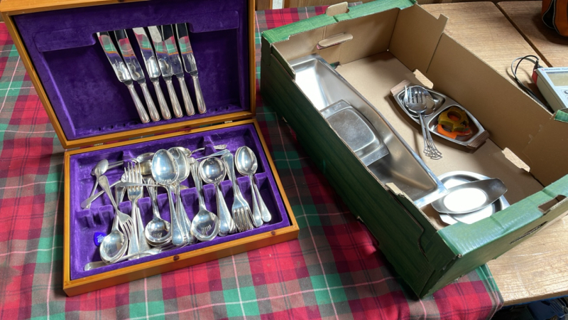 BOX CUTLERY & S S WARE ETC