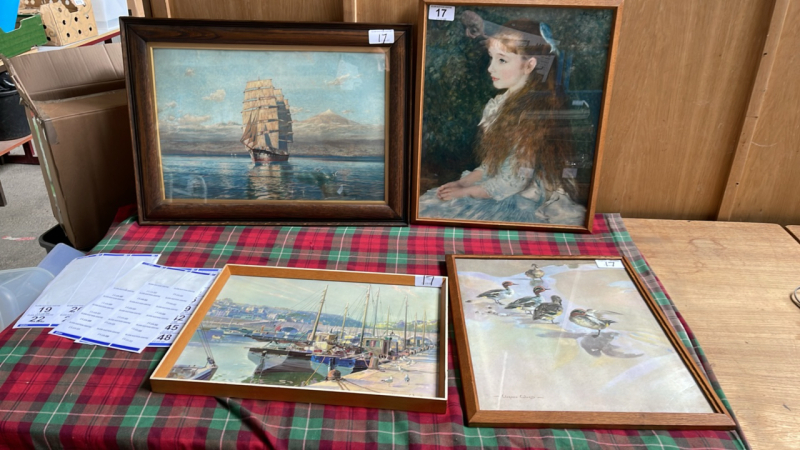 4 PICTURES -VERNON WARD BOATS ETC