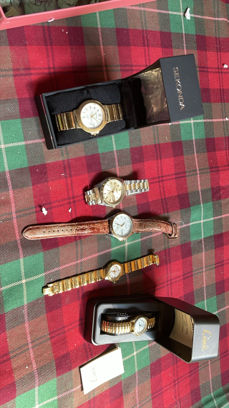 BOX 5 WATCHES