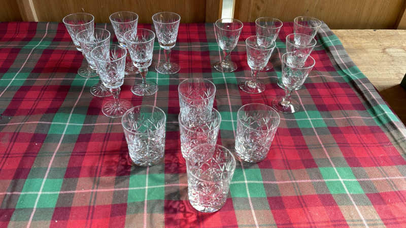 BOX CRYSTAL GLASSES