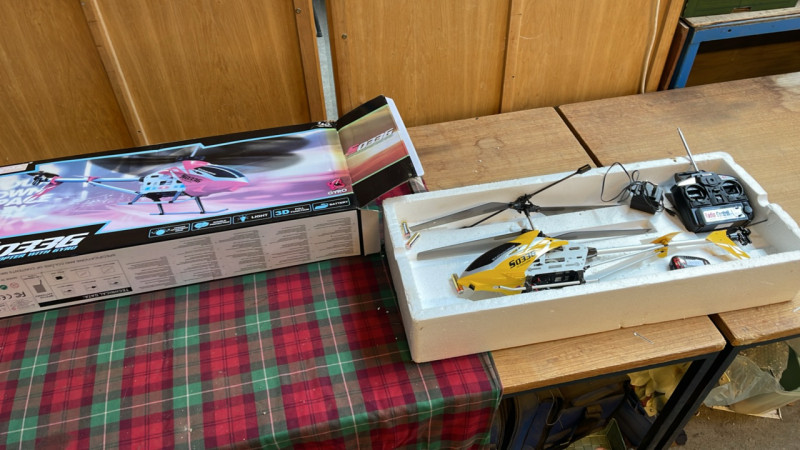 SYMA S033G REMOTE CONTROLLED HELICOPTER