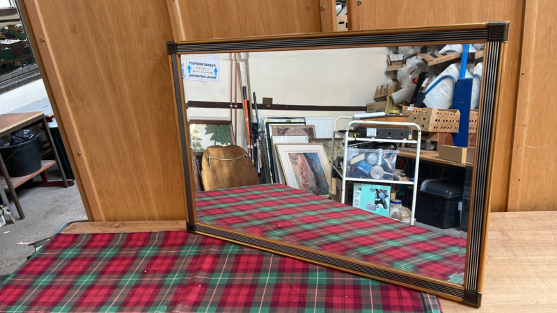 MIRROR 24" x 36"