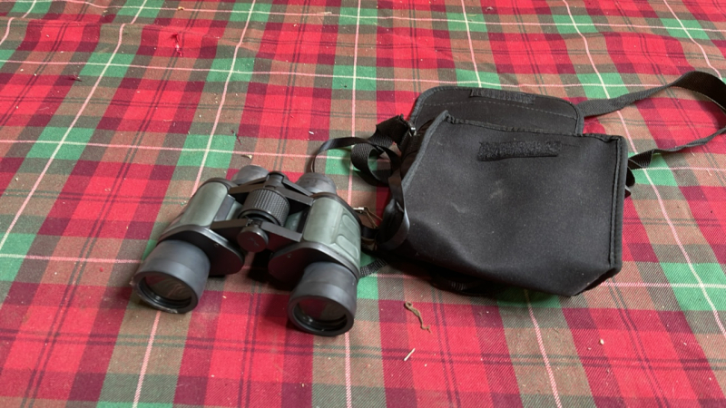 BINOCULARS