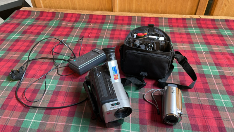 2 VIDEO CAMERAS