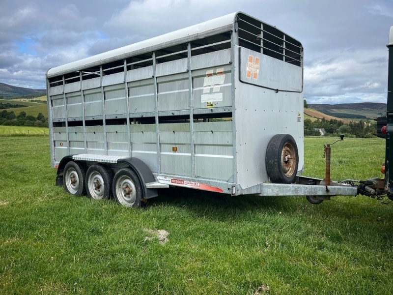 Hudson LT146TRI Trailer