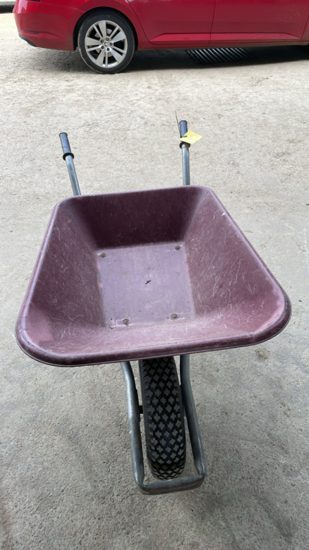WHEEL BARROW