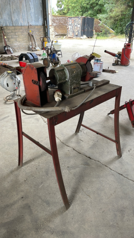 BENCH GRINDER/BUFF