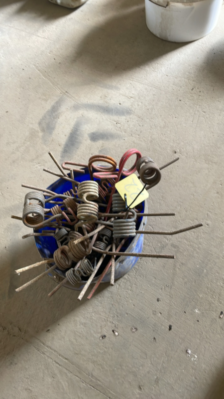 VARIOUS TINES