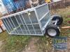 LAMB CREEP FEEDER ON WHEELS