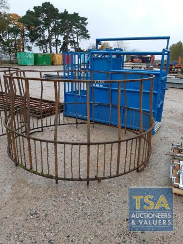 BALE RING FEEDER