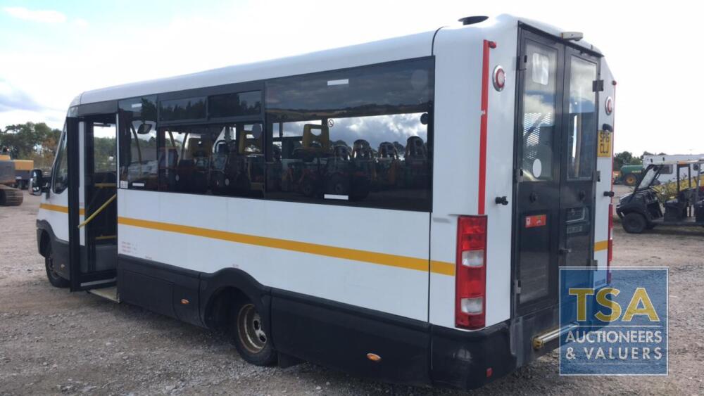 Iveco Daily - 2998cc 2 Door Minibus