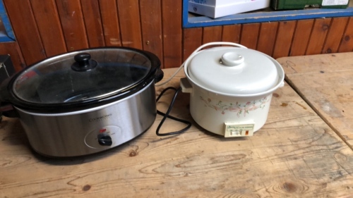 2 SLO COOKERS & PANS