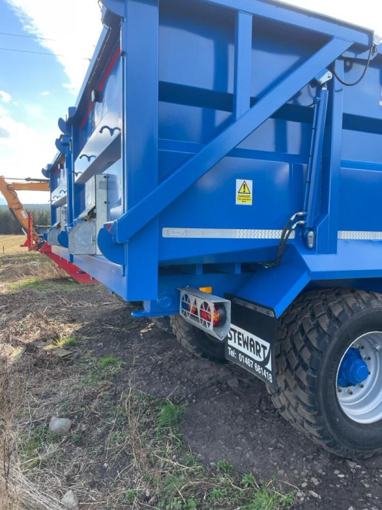 STEWART GX14-19S (2022) HYDRAULIC BACK DOOR/GRAIN CHUTE