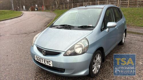 honda-jazz-se-cvt-1339cc-5-door